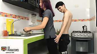 น้องสาวโดนเย็ดและกินขณะล้างจาน - Double Dutch