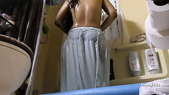 South Indian Maid'S Bathroom Cleaning And Showering On Cam