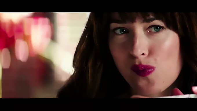 Fifty Shades Freed: Celebrity Edition กับ Dakota Johnson