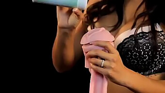 Erkunden Sie Das Vergnügen Mit Daisy Maries Fleshlight: Indiens Führendem Sexspielzeuglieferanten