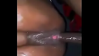 Pareja Interracial Disfruta De Una Intensa Follada De Coño Y Semen En La Webcam