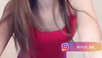 Actuación Seductora De Abby En Las Plataformas Bigo Y Live Me A 60fps