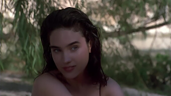 Jennifer Connelly Mendesis Di The Hot Spot, 1990