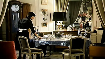 French Retro Treasure: Three Private Rooms Of Friends