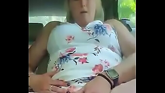 Milf Achieves Orgasm From Fingering In Car