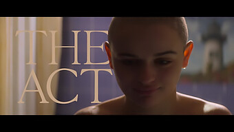 Joey King แสดงในฉากที่รุนแรงจาก The Act Season 1 ตอนที่ 4