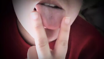 American Teen Eats Out Her Own Big Clit, Squirting Multiple Times