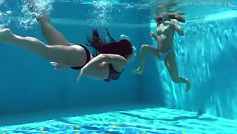 American Beauties Jessica And Lindsay Frolic In The Water