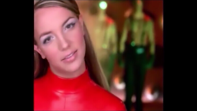 Intymne Chwile Ze Zmysłowymi Występami Britney Spears.