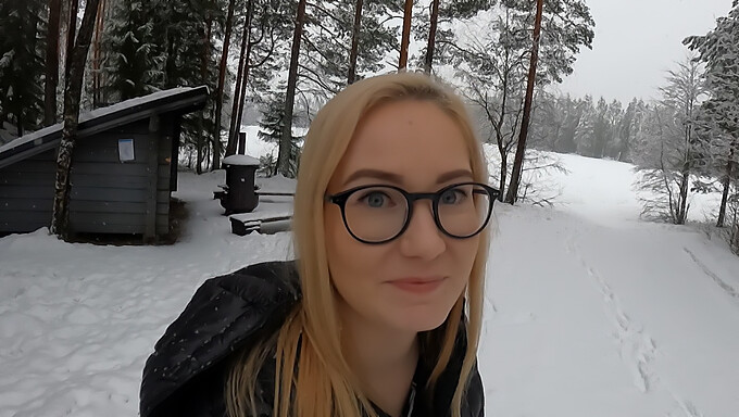 European Teen'S Public Masturbation In The Snow