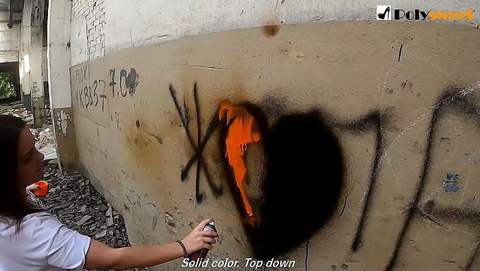 Ruská Teenka Dostane Obličej V Prdeli A Výstřik Po Graffiti Sexu