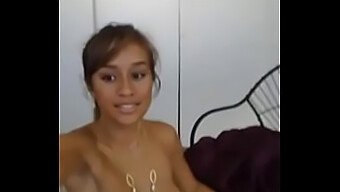 Masturbare Pe Webcam: Model Solo Samoan