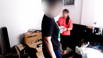 Seorang Pembantu Rumah Tangga Latina Dengan Derriere Yang Berisi Menerima Tusukan Yang Kuat