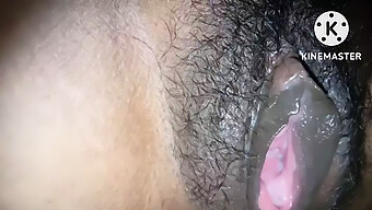 Tight Indian Bhabhi Får Sin Fitta Fylld Med Sperma I Hd-Video